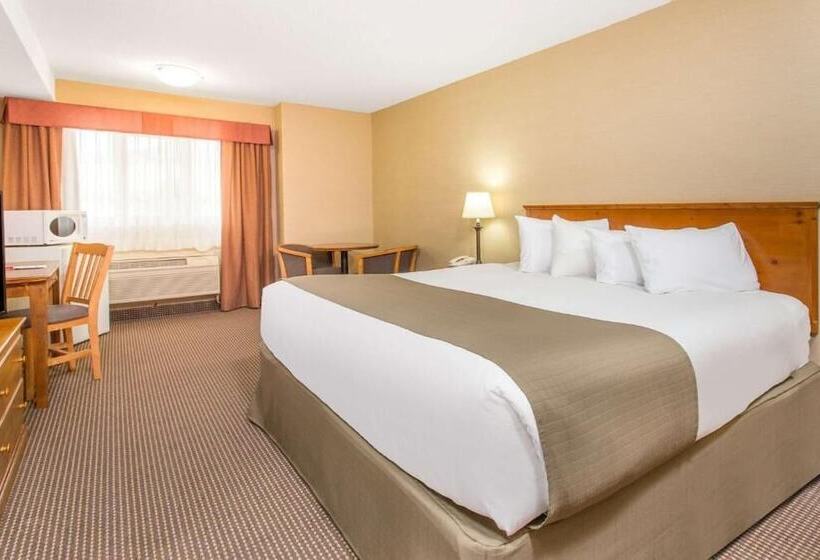 스위트, Canmore Inn & Suites