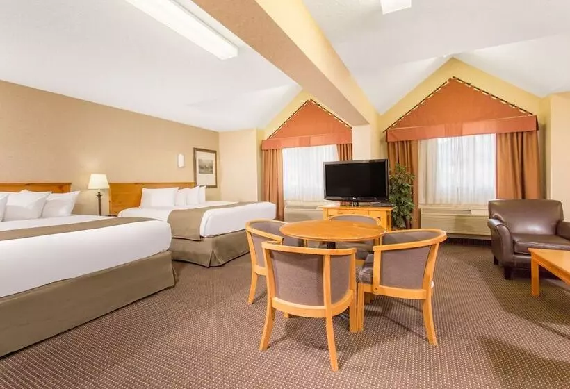 سوییت خانوادگی, Canmore Inn & Suites