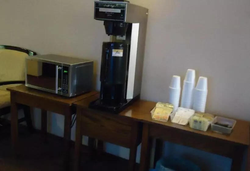 اتاق استاندارد با تخت بزرگ, Canway Inn & Suites