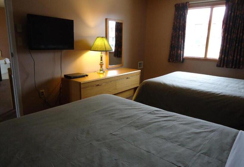 غرفة قياسية مزوَّدة بجاكوزي, Canway Inn & Suites