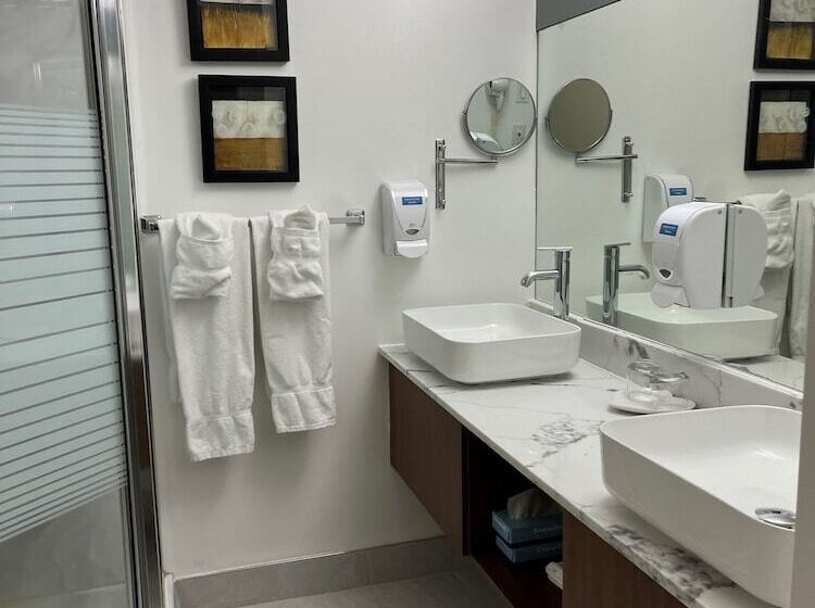 豪华房间带漩涡浴缸, Excelsior Hôtel Spa Sainte Adèle