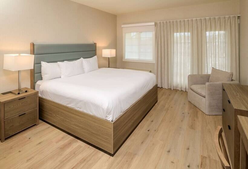 景色の見えるダブルベッドスタンダードルーム, Balcomo, A Ramada By Wyndham