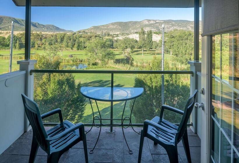 クイーンサイズベッドのスイートルーム, Balcomo, A Ramada By Wyndham