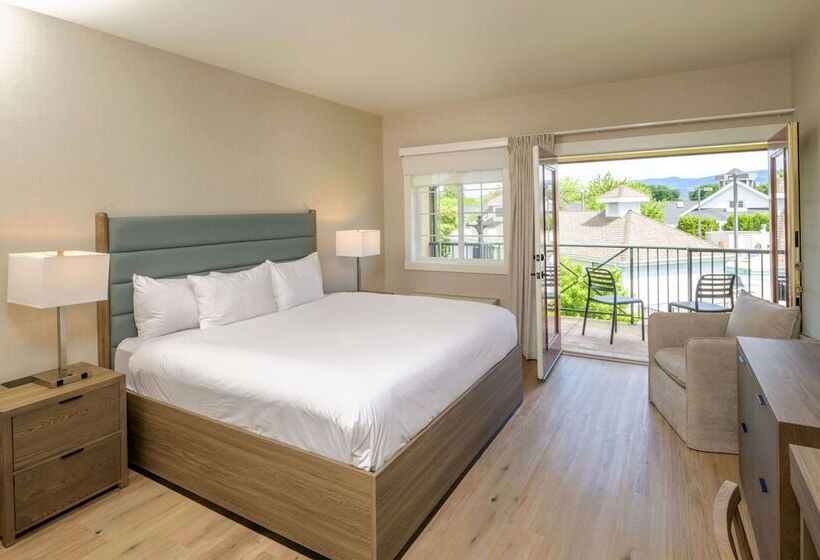 景色の見えるダブルベッドスタンダードルーム, Balcomo, A Ramada By Wyndham