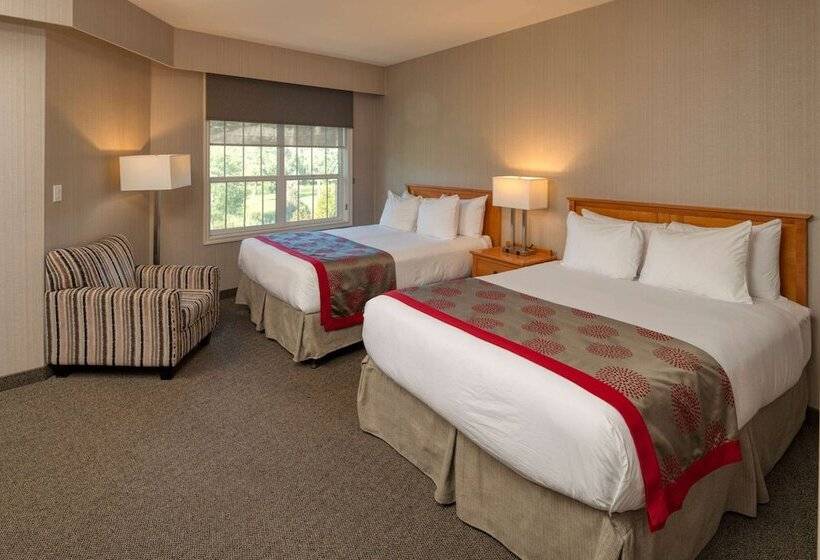 ２ダブルベッドのスタンダードルーム, Balcomo, A Ramada By Wyndham