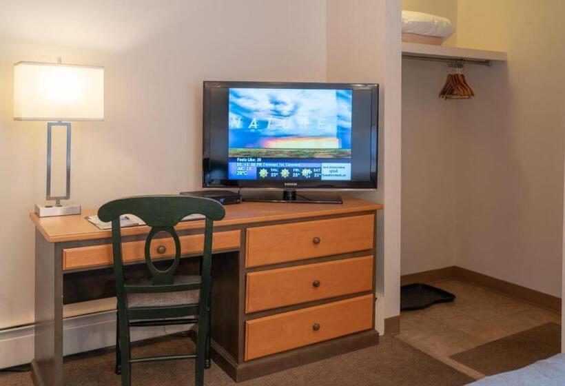 스탠다드 룸 주방구비, Rocky Mountain Ski Lodge