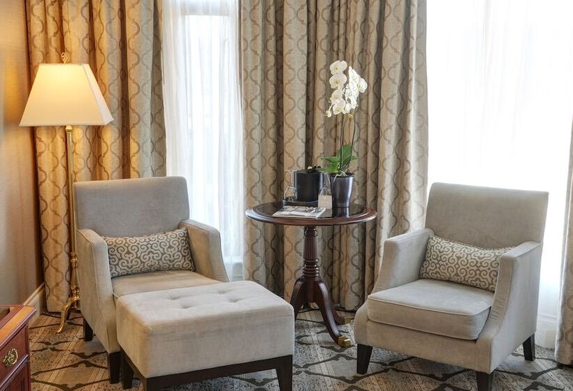 Номер Deluxe, The Magnolia Hotel & Spa