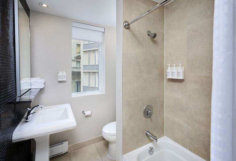 デラックスルーム, Victoria