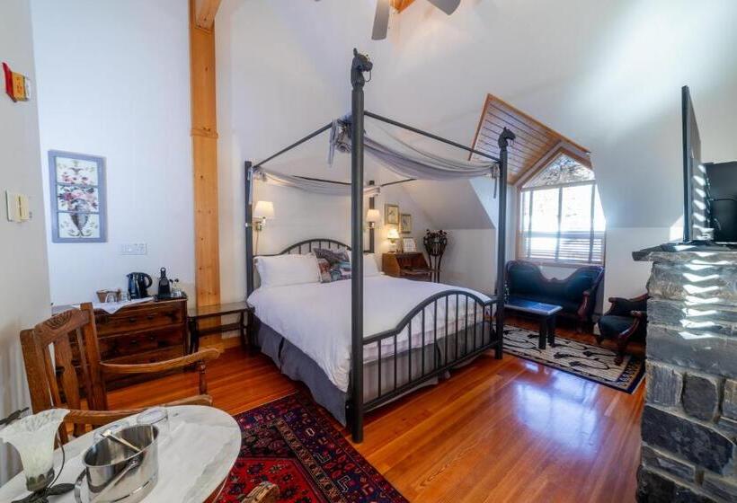 キングサイズベッドのデラックスルーム, Beaujolais Boutique B&b At Thea's House