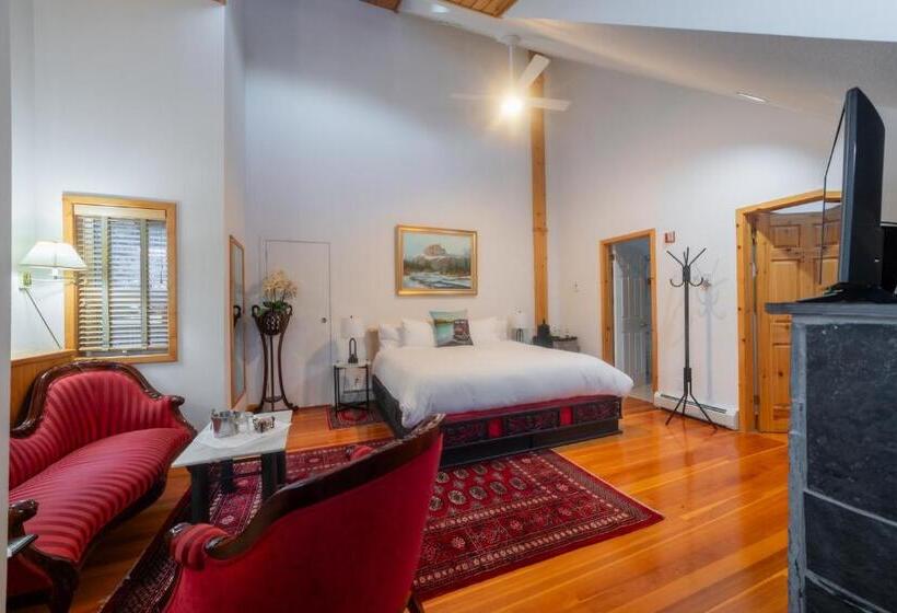 キングサイズベッドのデラックスルーム, Beaujolais Boutique B&b At Thea's House