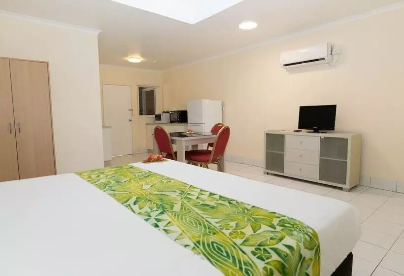 استودیوی استاندارد, Club Raro Resort  Adults Only