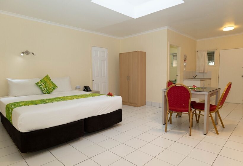 استودیوی استاندارد, Club Raro Resort Adults Only