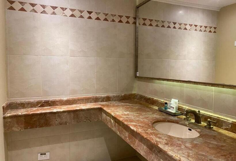 수피리어 룸, El Prado