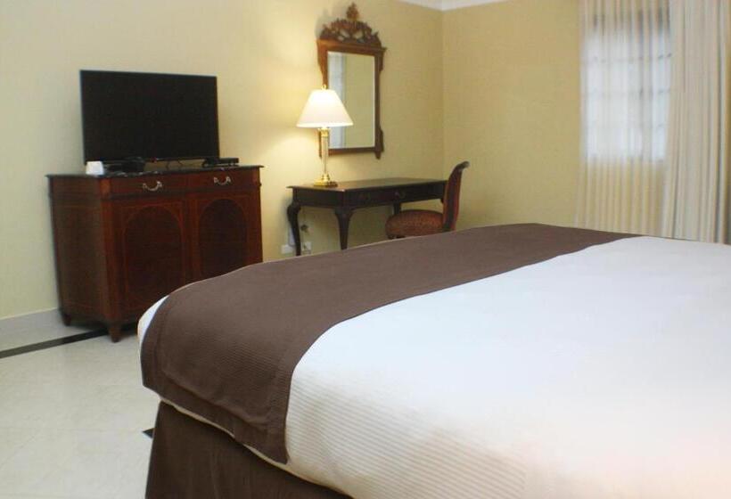 이그제큐티브 스위트, El Prado