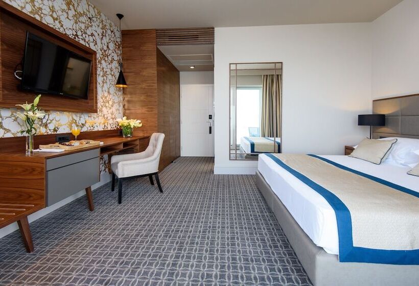 발코니 디럭스 룸, Royal Neptun