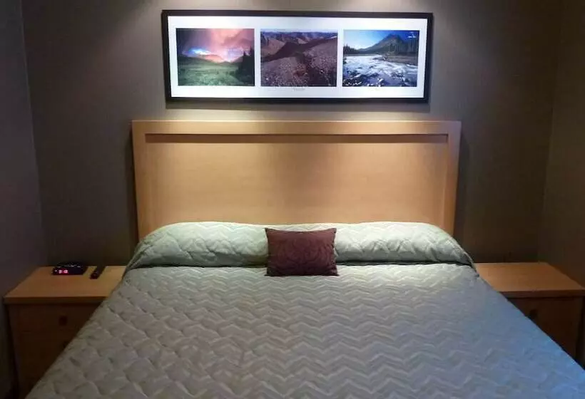 エクゼクティブスイート, Woodlands Inn & Suites