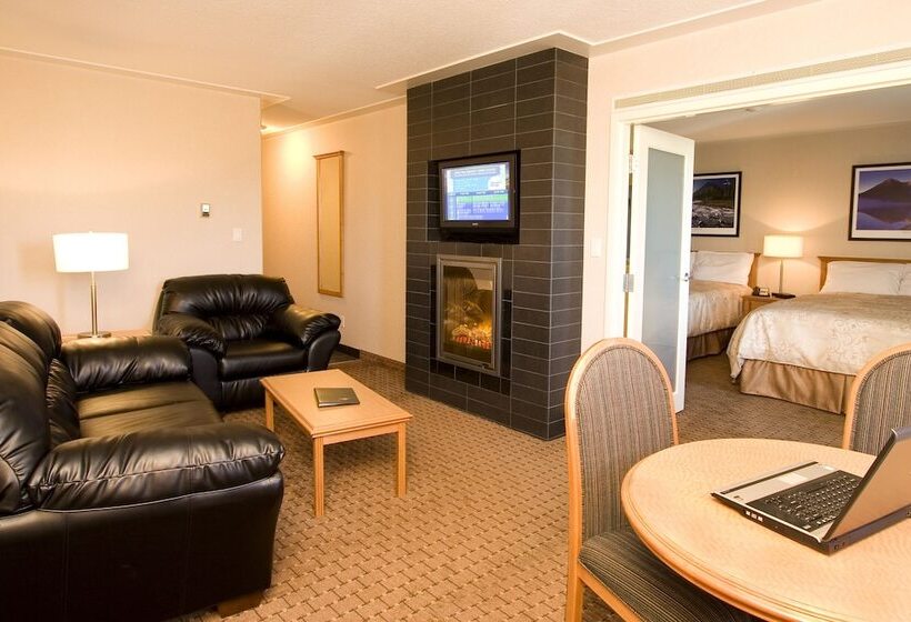 Президентский Люкс, Woodlands Inn & Suites