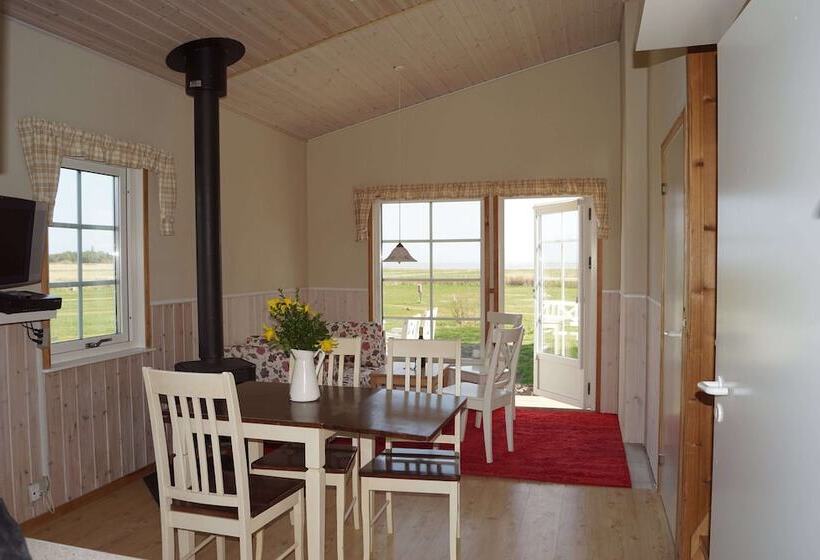 小室, Kommandørgården