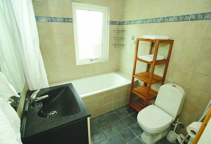 小室, Kommandørgården