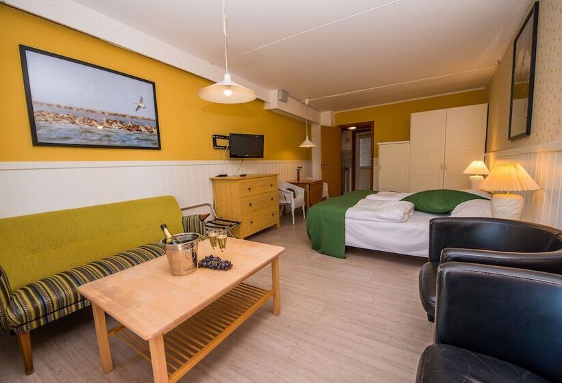 标准工作室, Kommandørgården