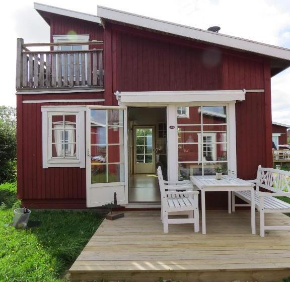 小室, Kommandørgården