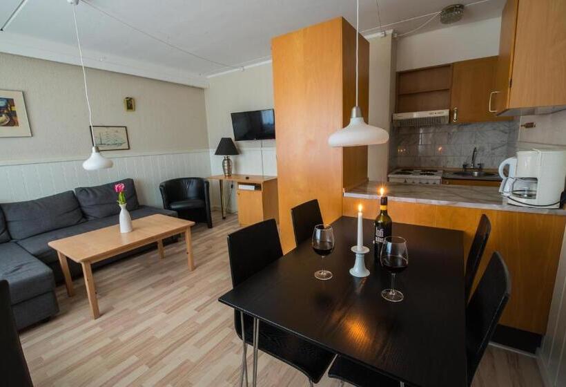 带1个卧室的带阳台的公寓, Kommandørgården