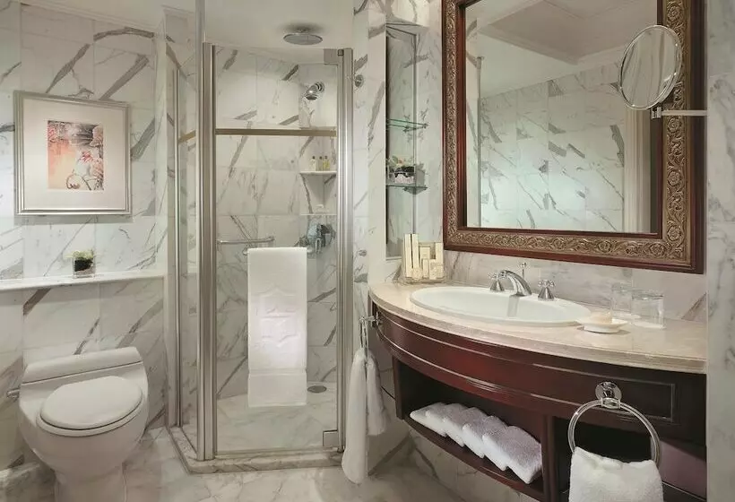 اتاق لوکس, Pudong Shangrila, Shanghai