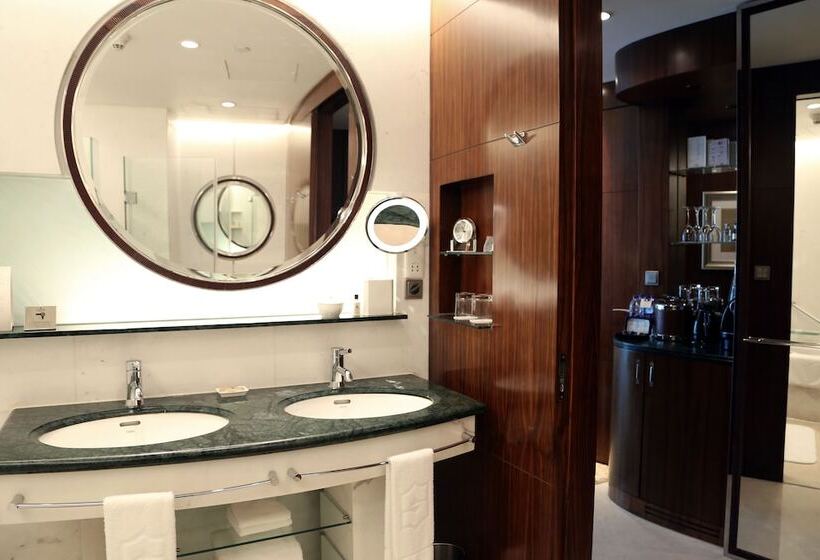 اتاق اجرایی, Pudong Shangrila, Shanghai