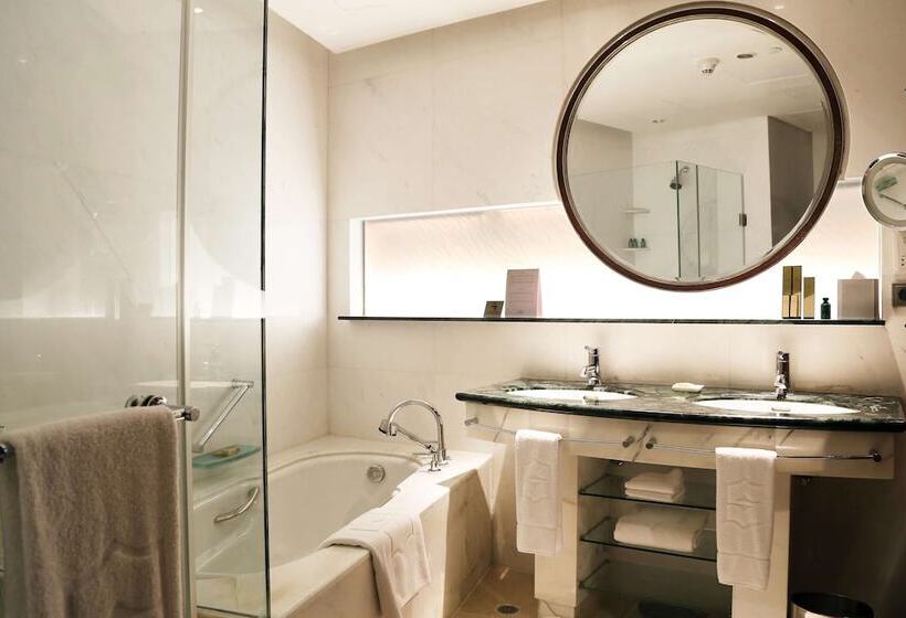 Premium Oda, Pudong Shangrila, Shanghai