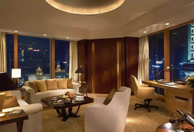 سوئیت پریمیوم, Pudong Shangrila, Shanghai