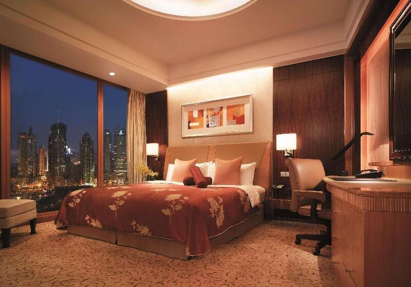 Büyük Çift Kişilik Yataklı Executive Oda, Pudong Shangrila, Shanghai
