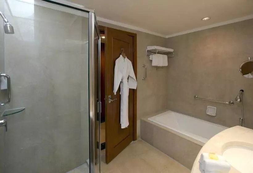デラックスルーム, Sheraton Nanjing Kingsley Hotel & Towers