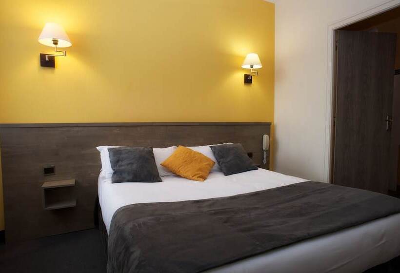 Номер Стандарт, Brit Hotel Le Surcouf