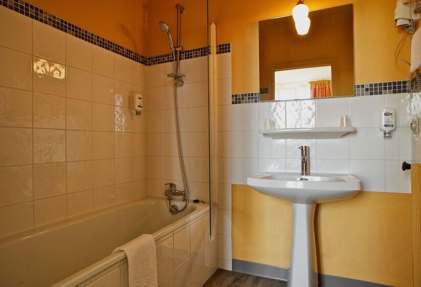 Номер Superior, Brit Hotel Le Surcouf