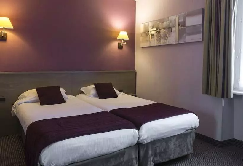 اتاق سوپریور, Brit Hotel Le Surcouf