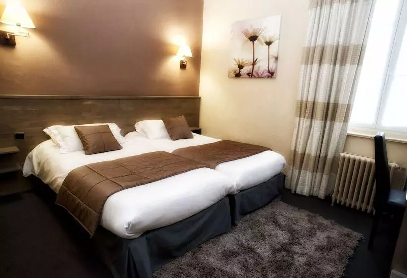 اتاق سوپریور, Brit Hotel Le Surcouf