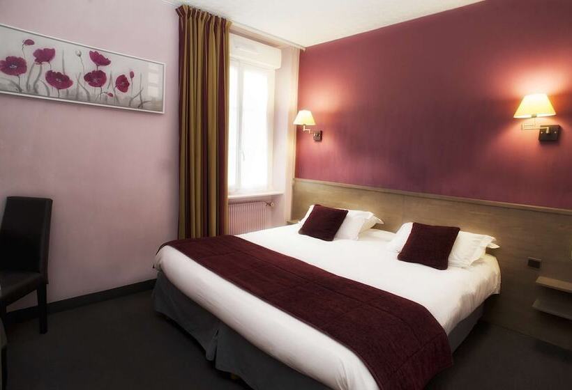 Quarto Superior, Brit Hotel Le Surcouf
