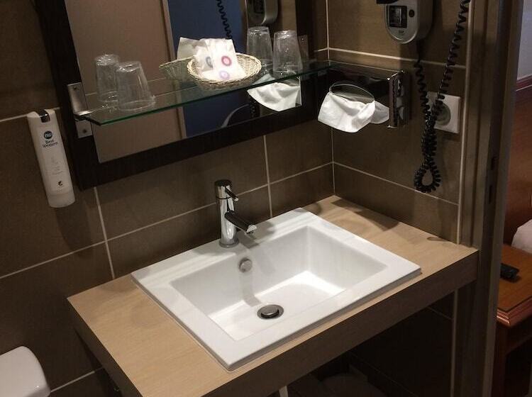 スタンダードルーム, Best Western Hôtel De France