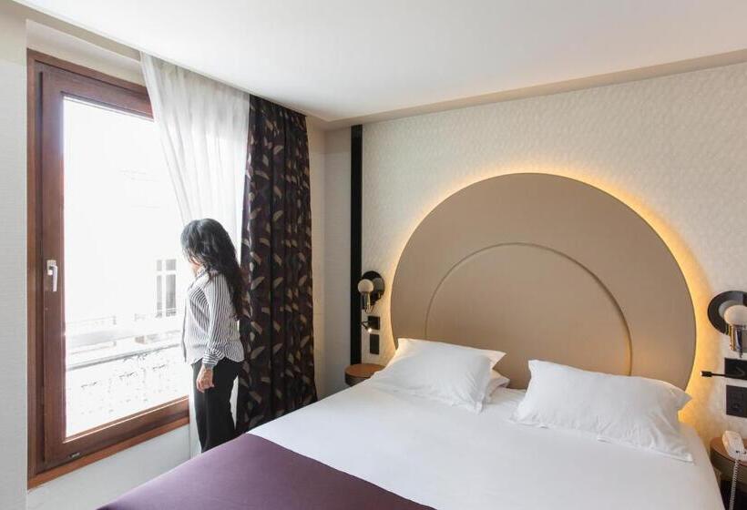 חדר סופריור, Cannes Centre Univers