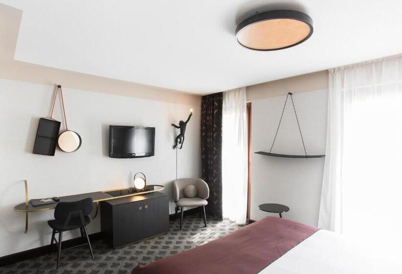 חדר סופריור, Cannes Centre Univers