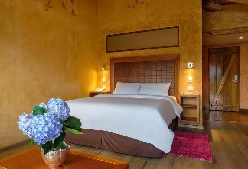 テラス付きスタンダードルーム, Luna Volcán, Adventure Spa   Formerly Luna Runtún