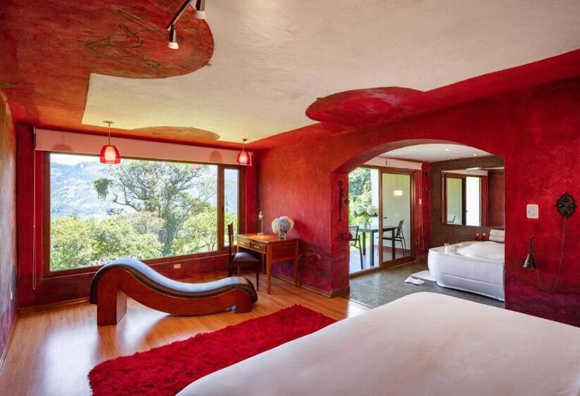 Люкс с гидромассажем, Luna Volcán, Adventure Spa   Formerly Luna Runtún