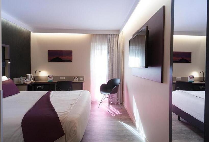 Номер Стандарт, Quality Hotel Clermont Kennedy