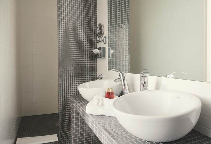 スーペリアールーム, Hôtel Bristol Pau