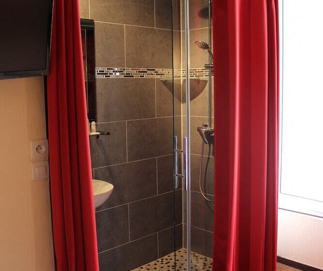 スタンダードトリプルルーム, Hôtel Des Buttes Chaumont