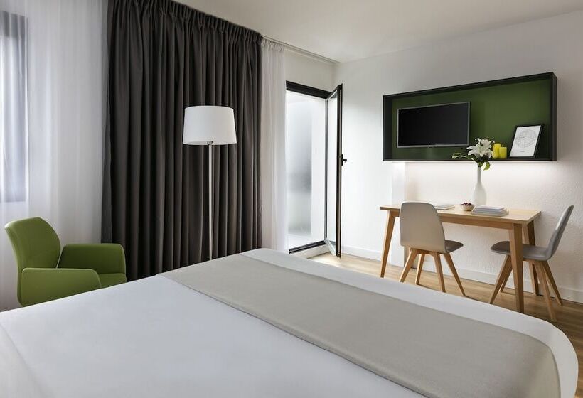 스탠다드 스튜디오, Citadines Austerlitz Paris