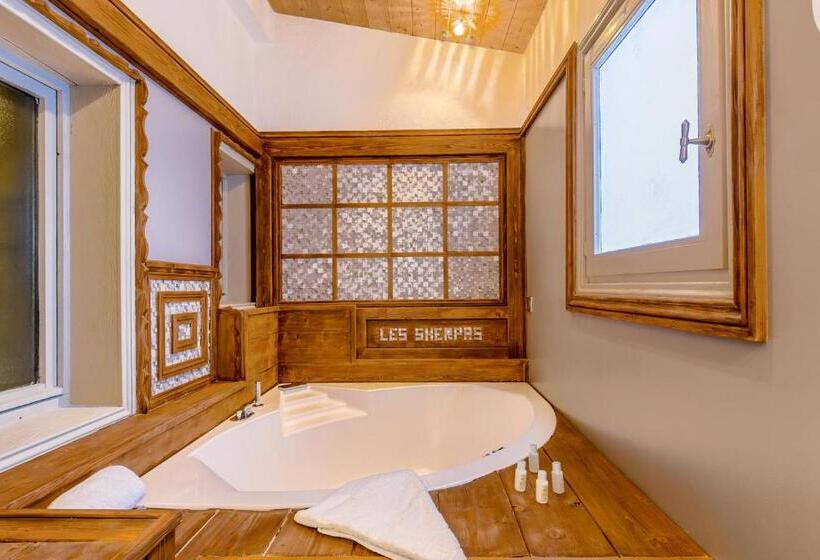 חדר דלוקס לשלושה, Hôtel Les Sherpas