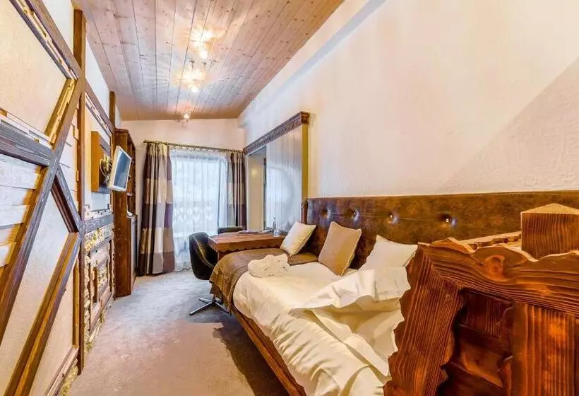 デラックストリプルルーム, Hôtel Les Sherpas