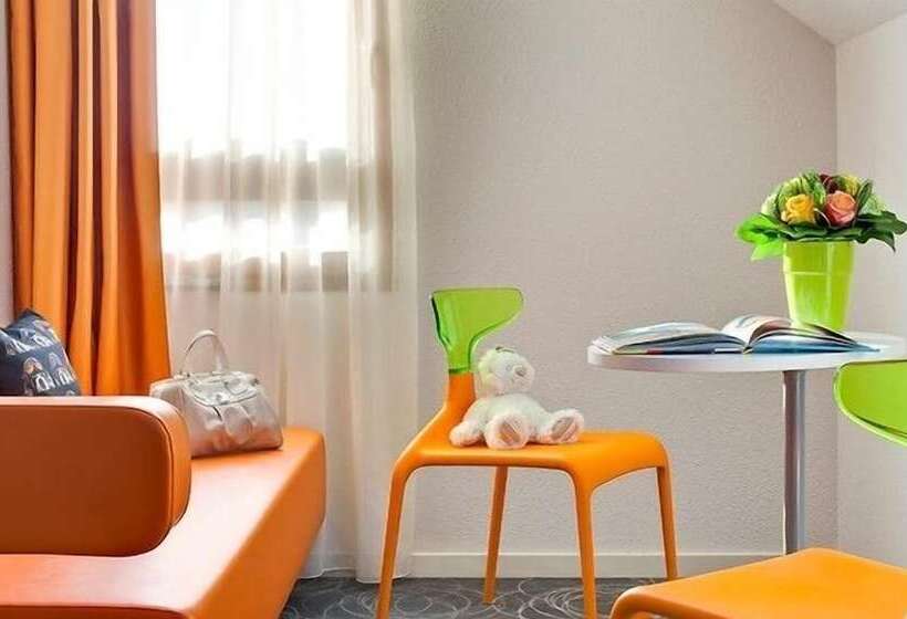 غرفة عائلية, Ibis Styles Clermont Ferrand Aéroport