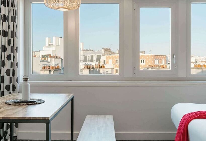 スイート, Ibis Styles Paris Gare De L Est Chateau Landon